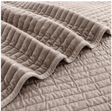 Lightweight Velvet Comforter